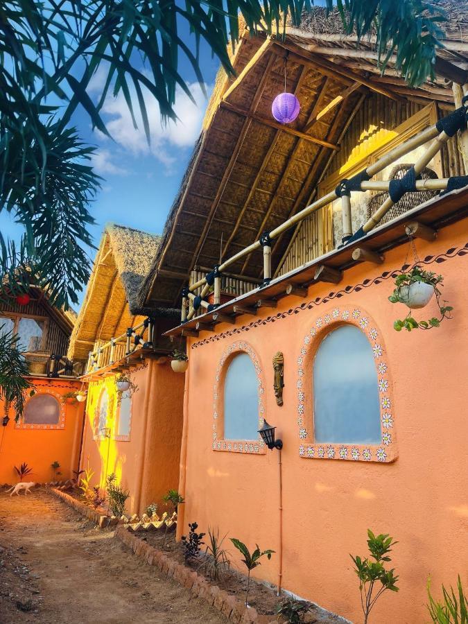 Hotel Spykee Spot Hampi Exterior foto